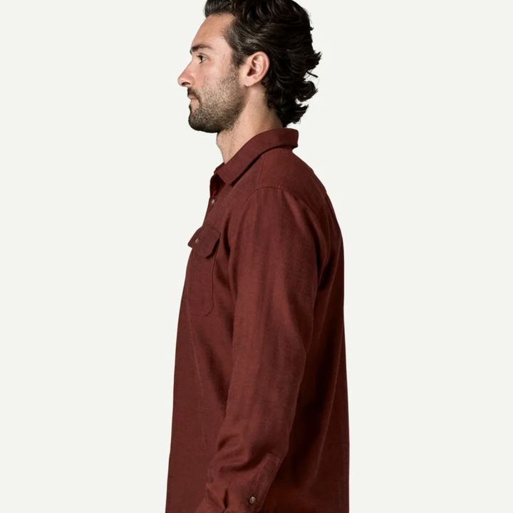 Patagonia - Men's Long-Sleeved Lightweight Fjord Flannel Shirt