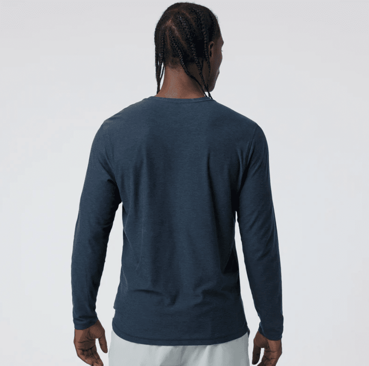 Vuori - Men - Long-Sleeve Strato Tech Tee (Copy)