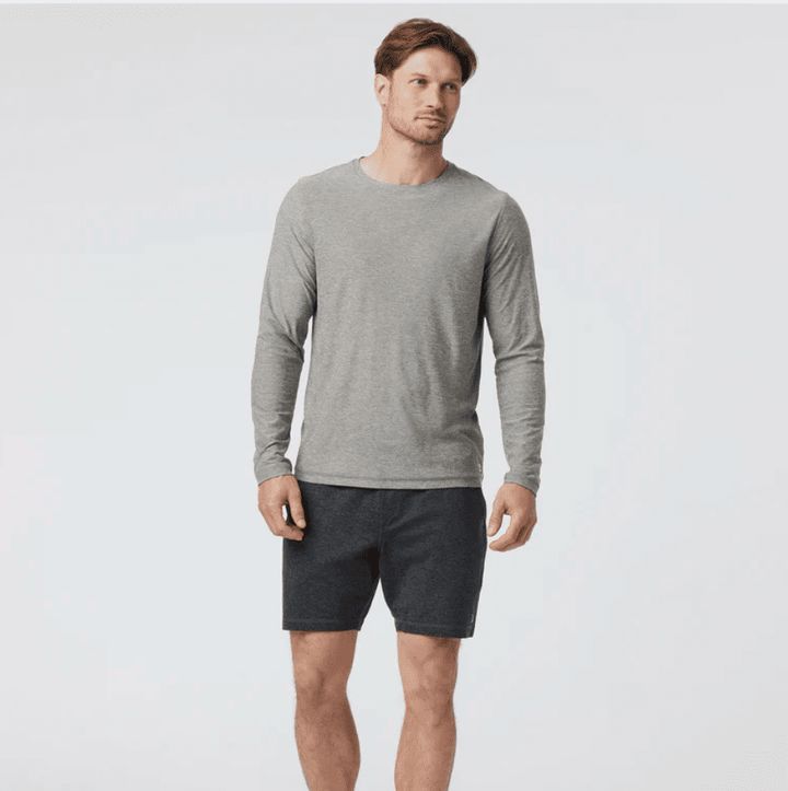 Vuori - Men - Long-Sleeve Strato Tech Tee (Copy)