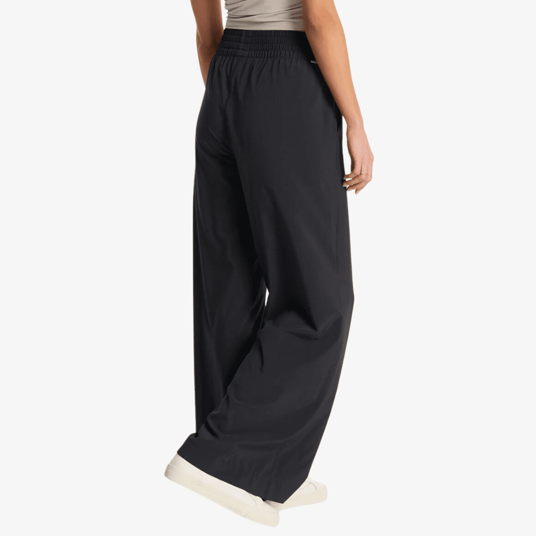 Vuori - Women - Villa Wideleg (Black)