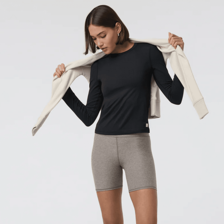 Vuori - Women - Long Sleeve Lux Crew Tee (Black)