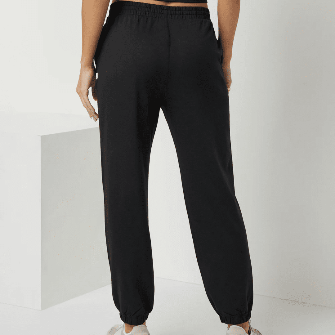 Vuori - Women - Boyfriend Sweatpant (Black)