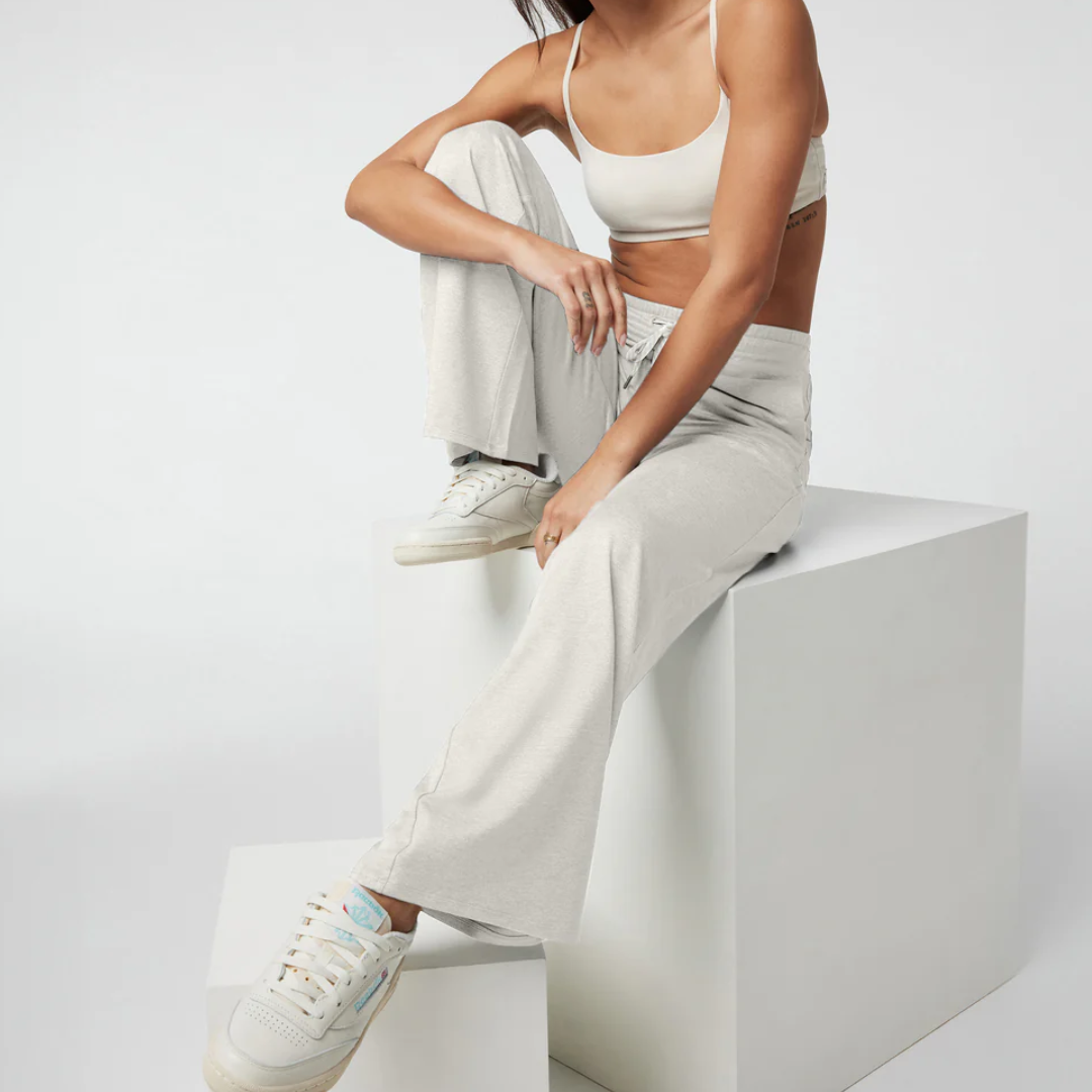 Vuori - Women - Halo Essential Wideleg