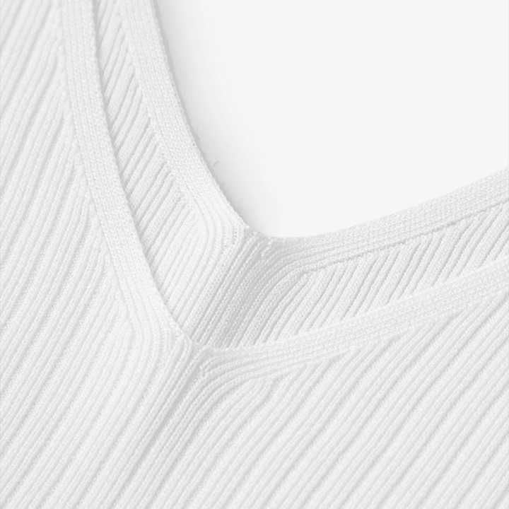 MEILLEUR MOMENT V Neck Tank Top