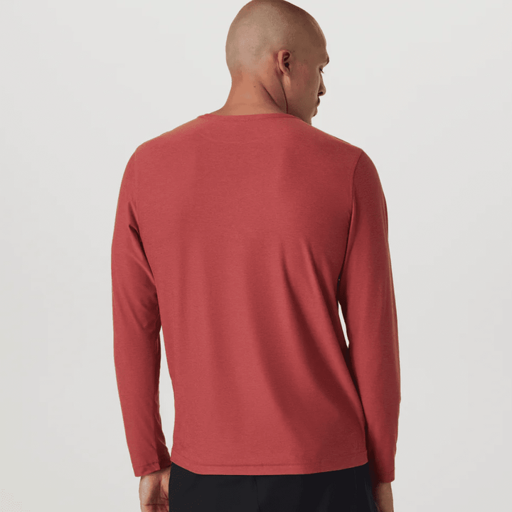 Vuori - Men - Long Sleeve Strato Tech Tee