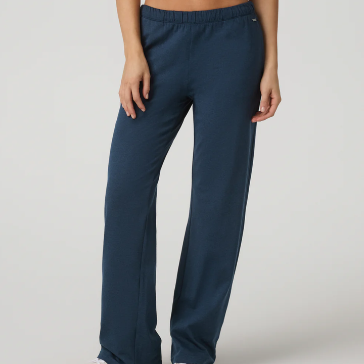 Vuori- Women- Halo Modern Straight Leg Pant