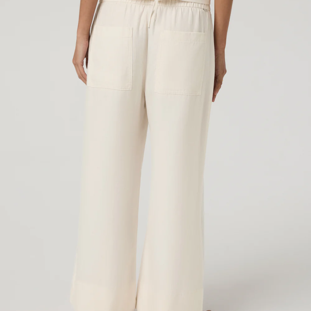 Vuori Trestles Twill Crop Wideleg Pant (Natural)