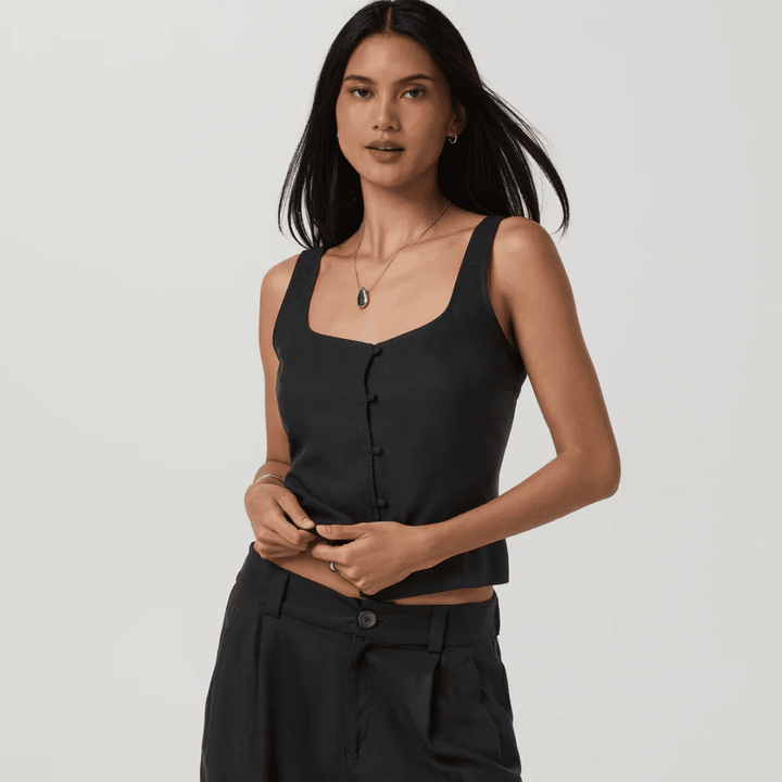 Vuori Trestles Twill Button Front Top (Black)