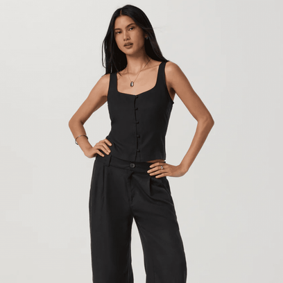 Vuori Trestles Twill Button Front Top (Black)