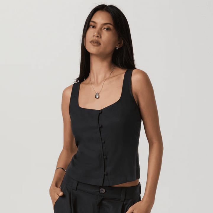 Vuori Trestles Twill Button Front Top (Black)
