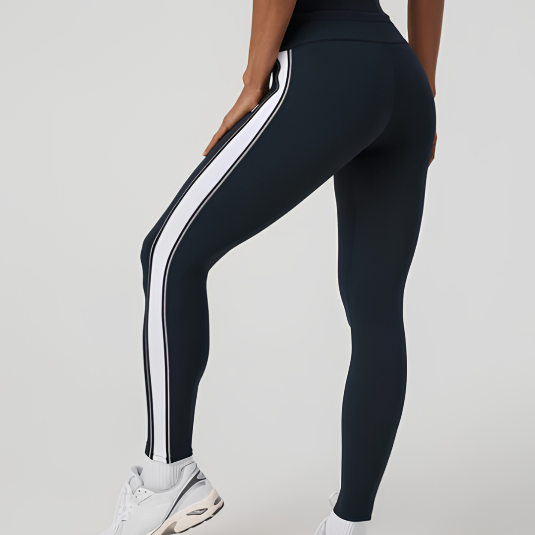 Vuori- Women- Daily Track Legging